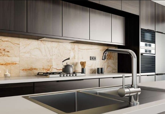 Chọn gạch ốp tường bếp chống bám dầu mỡ dễ lau